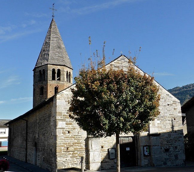 L'église romane de St-Pierre-de-Clages, haut lieu du tourisme valaisan